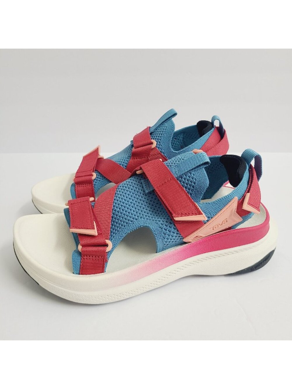 NEW Teva Aventrail Hiking Trail Sandals Shoes 1156131 Size 8 Larkspur Scarlet #1